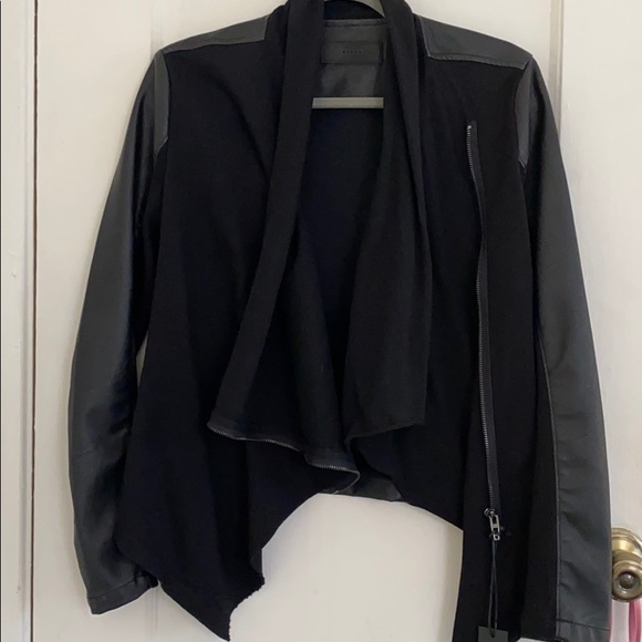 Jacket - Picture 3 of 4